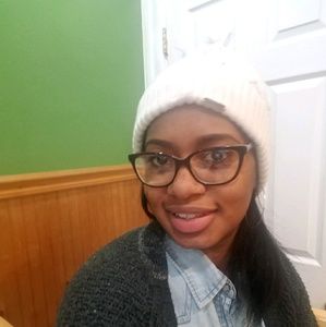 Meet your Posher, Alisha